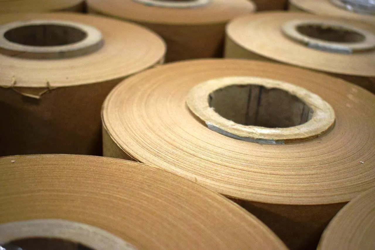 Bobina de papel kraft personalizado: a solução ideal para diferentes necessidades